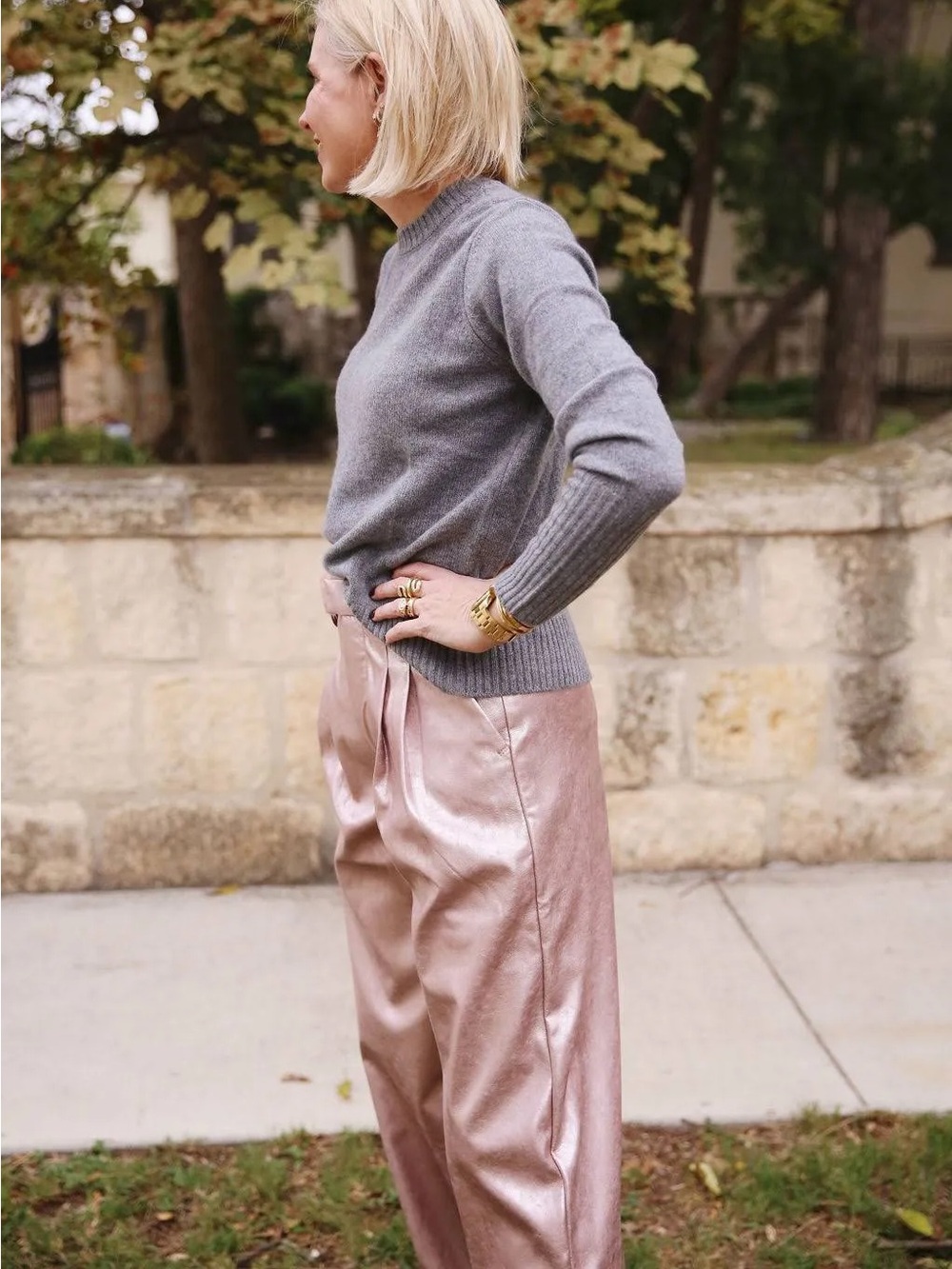 MOTHER PLEATED STARLET SNEAK PANTS IN PINKY SWEAR - Picture 10 of 11